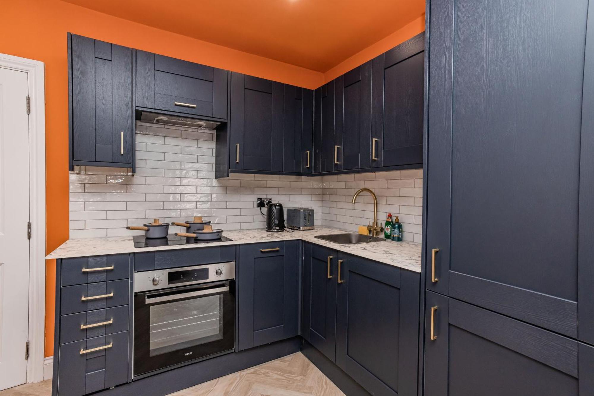 Super Central 2 Bedroom Flat I Next To Shopping Center & Brighton Beach エクステリア 写真